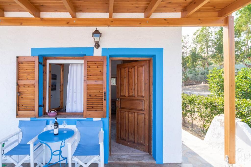 Georgia'S Studio Zakros Exterior photo